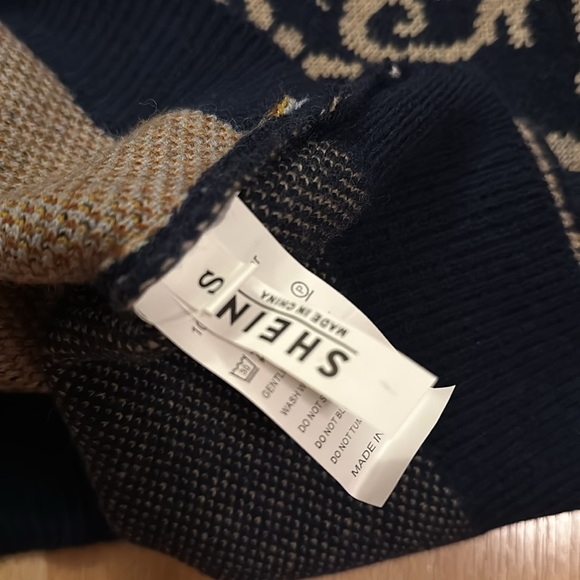 NWOT Vintage Style Nordic Print Knit Sweater Vest - Picture 3 of 4